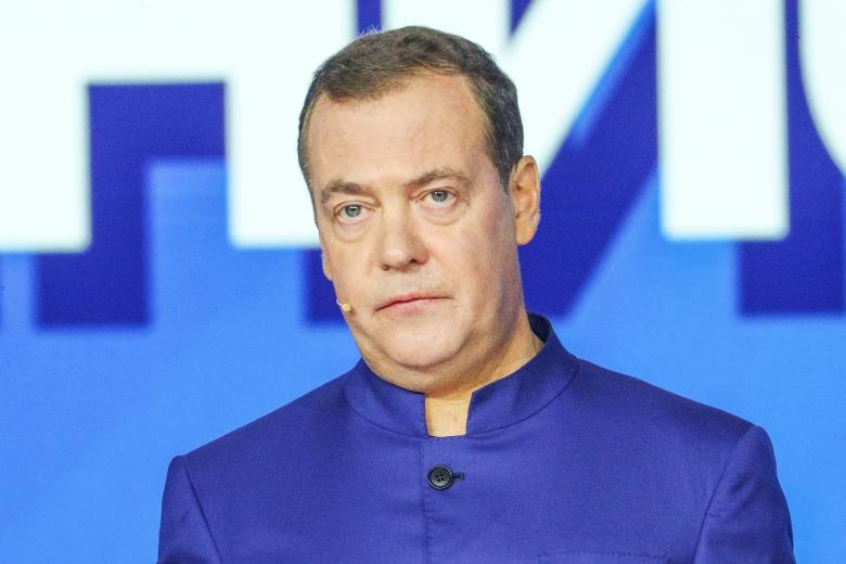 Медведев раскрыл, что должно измениться во всех КПП на границах России