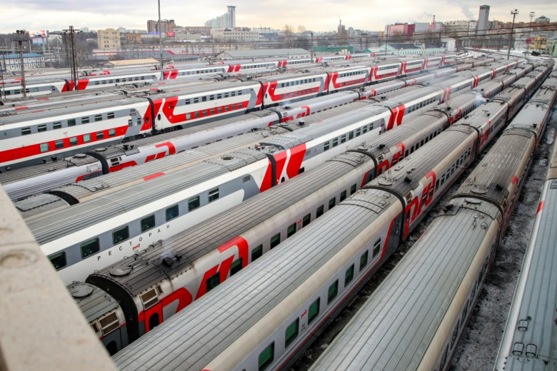 Парк РЖД пополнили почти 400 новых локомотивов